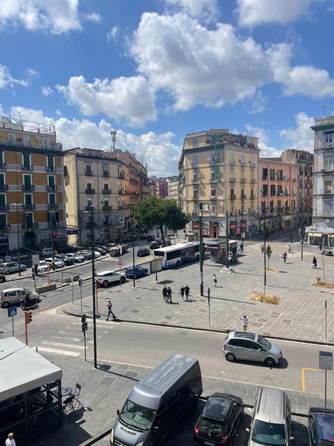 Holiday Home Napoli Station Bagian luar foto