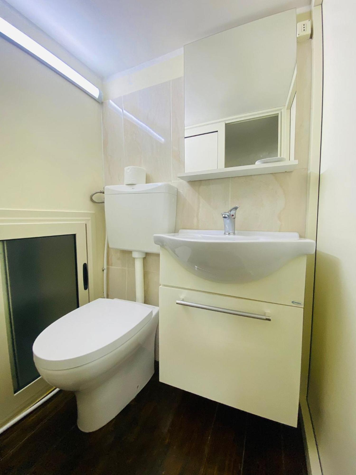 Holiday Home Napoli Station Bagian luar foto