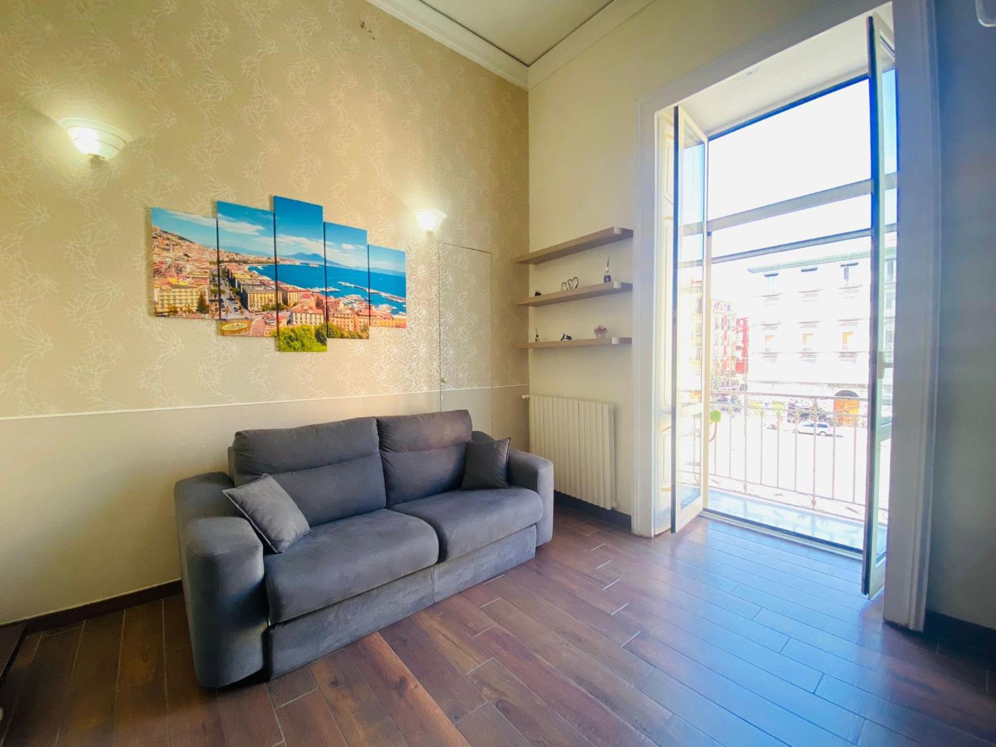 Holiday Home Napoli Station Bagian luar foto